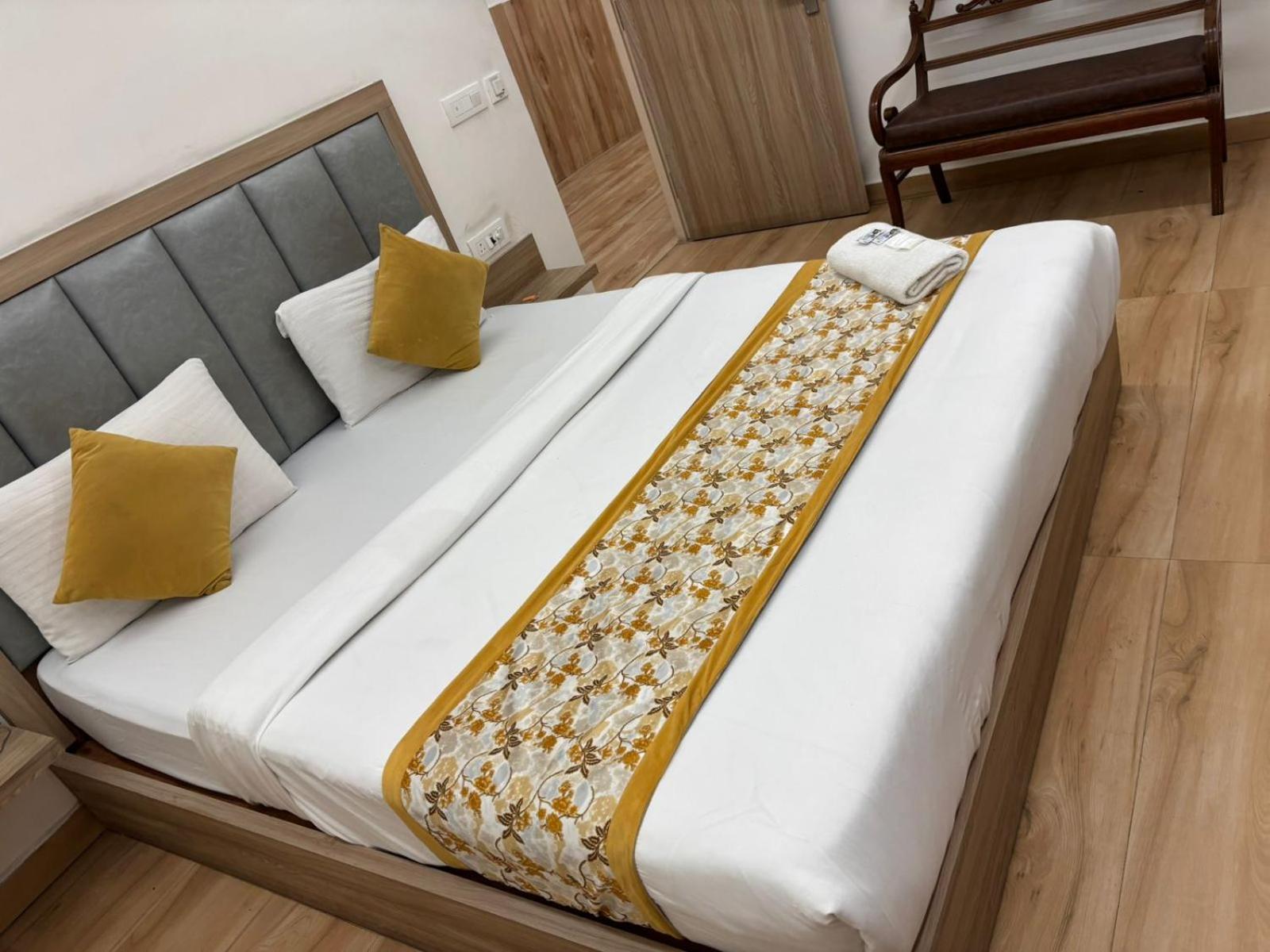 The Royal Metropolitan Igi Airport Delhi 4*