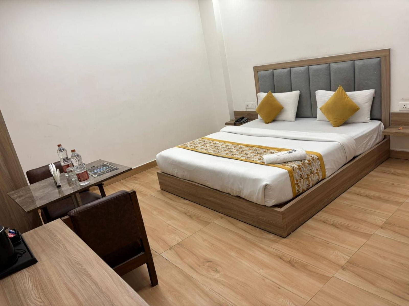 Hotel The Royal Metropolitan Igi Airport Delhi New Delhi