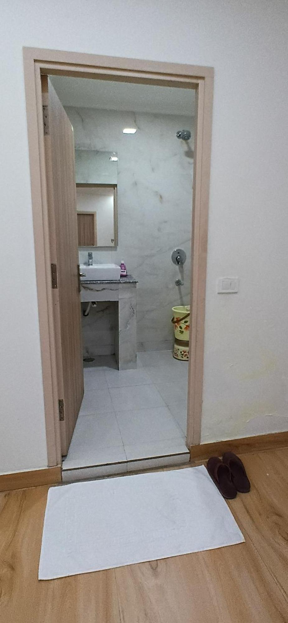 The Royal Metropolitan Igi Airport Delhi Hotel New Delhi